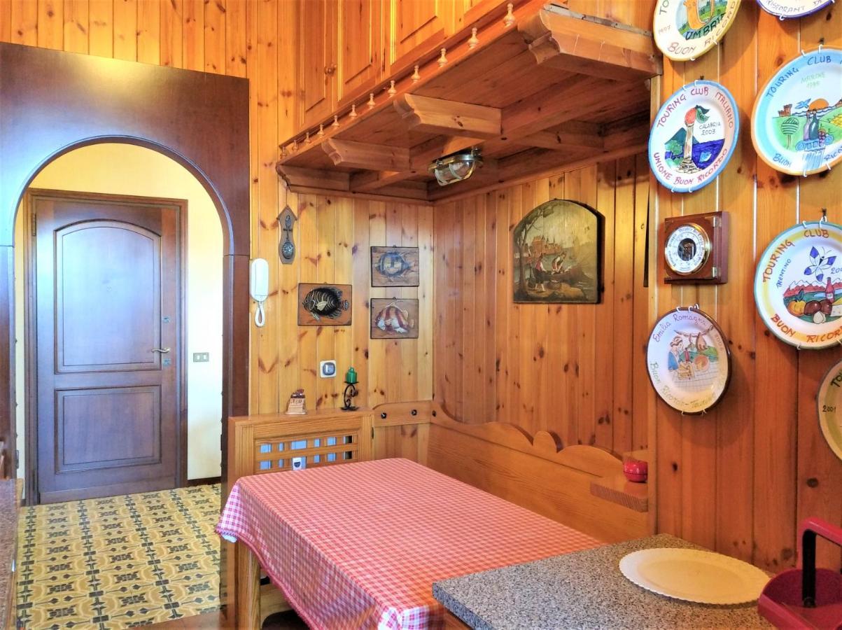 Pettirosso Apartment Stresa Exterior photo